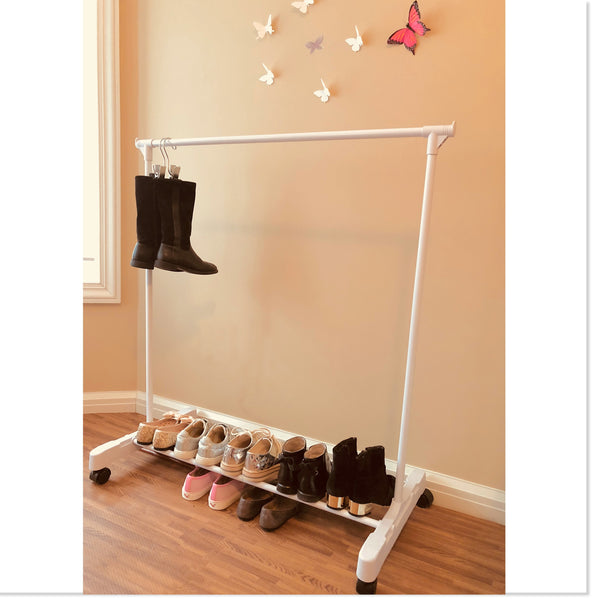 Children's Garment Rack™ - New Rolling Feature (Includes 10 Velvet Han ...